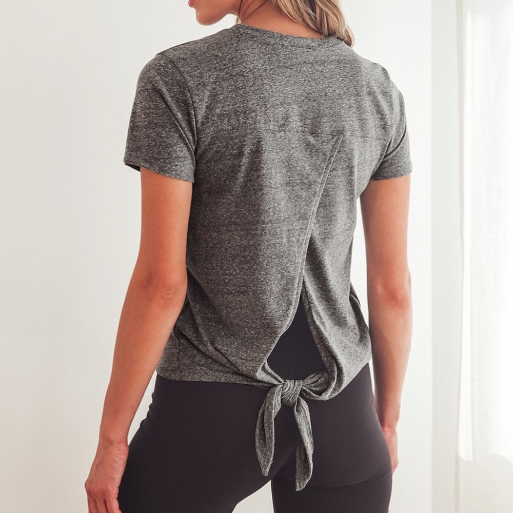 Lulus Heather Grey Tie-Back Tee